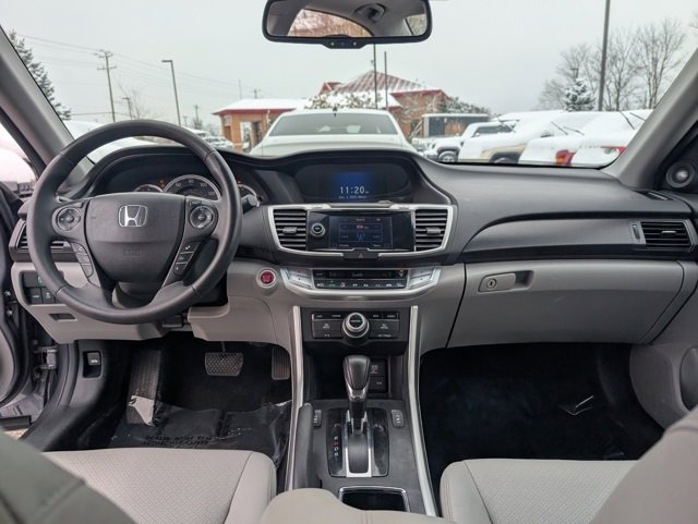 Used 2013 Honda Accord Touring image 10