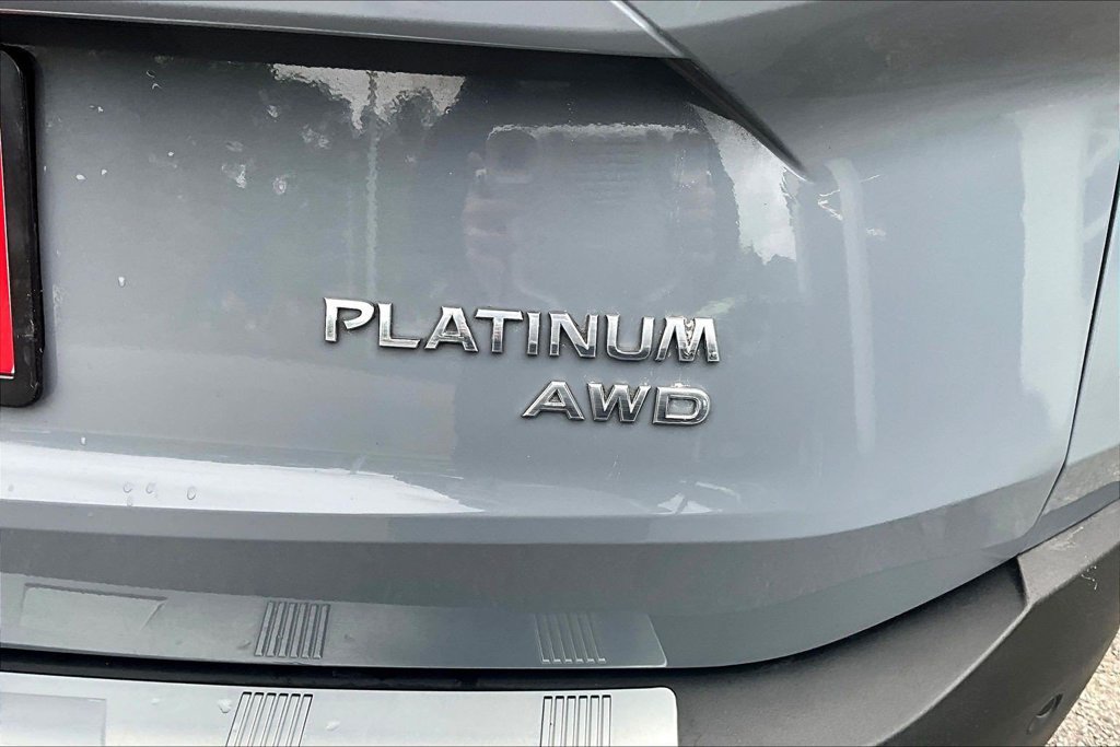 Used 2023 Nissan Rogue Platinum AWD/4WD image 24