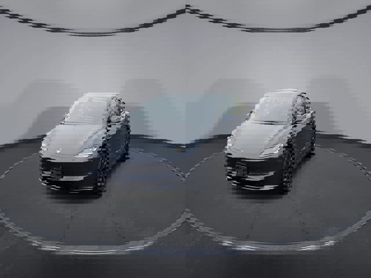 Used 2024 Tesla Model 3 Standard Range image 3