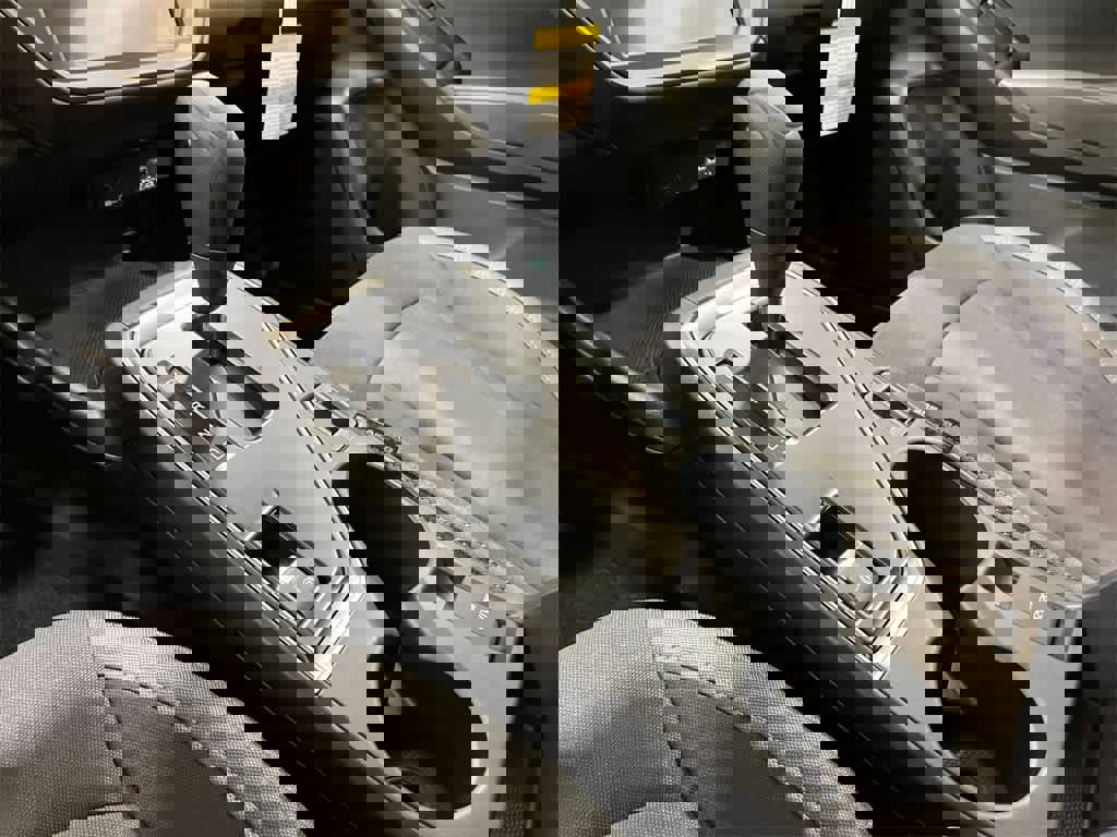 Certified 2025 Subaru Impreza 2.0i image 20