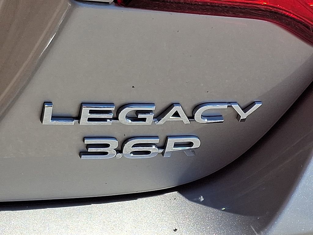 Used 2018 Subaru Legacy 3.6R Limited image 32