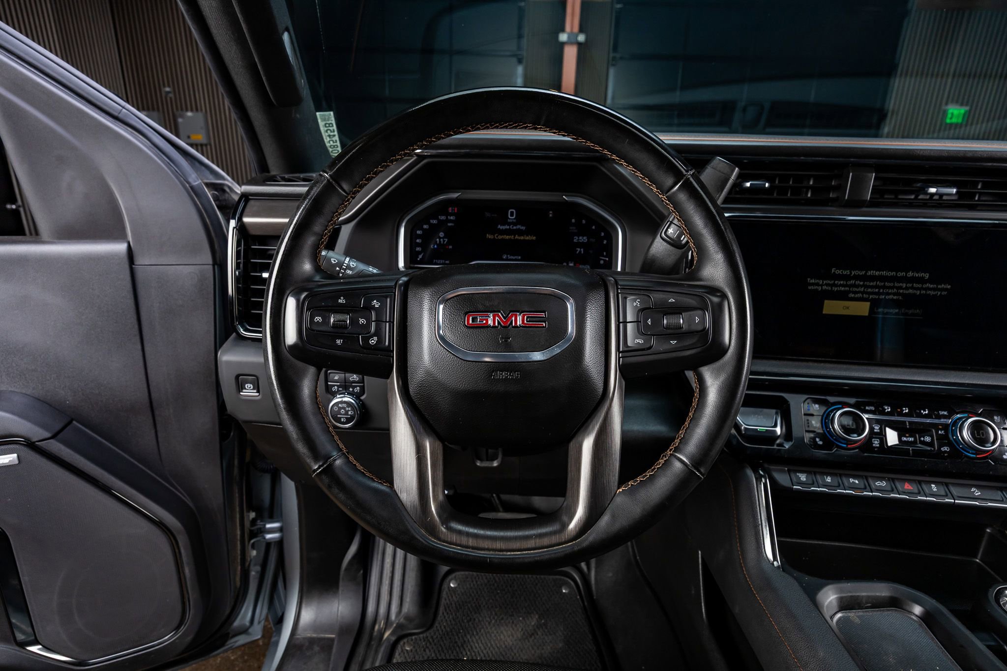 Used 2024 GMC Sierra 2500 AT4 w/ AT4 Premium Plus Package AWD/4WD image 16