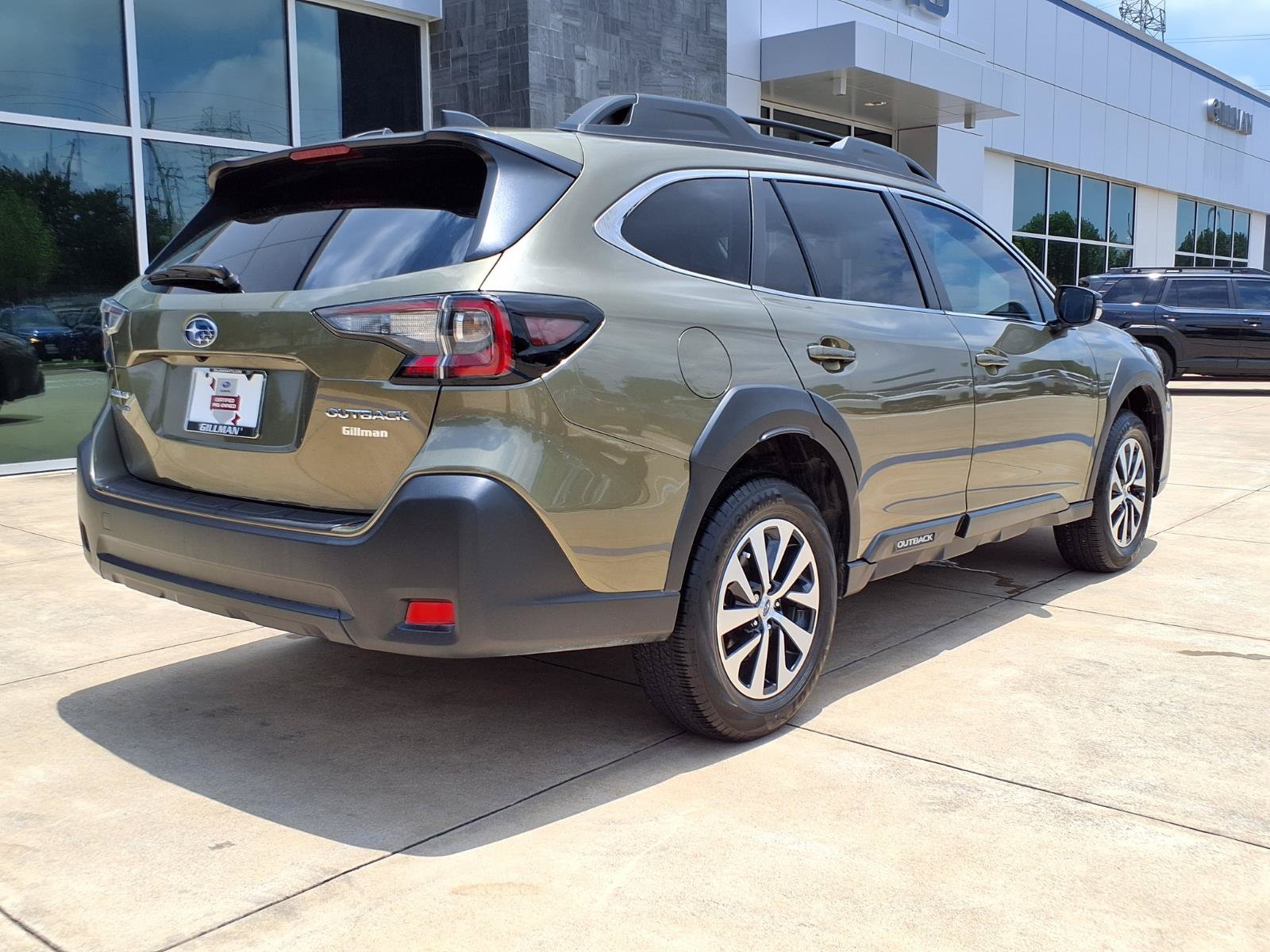 Certified 2025 Subaru Outback Premium w/ Popular Package #1A AWD/4WD image 24