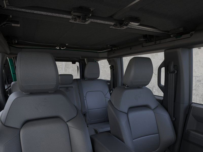 New 2025 Ford Bronco Outer Banks w/ Sasquatch Package image 15