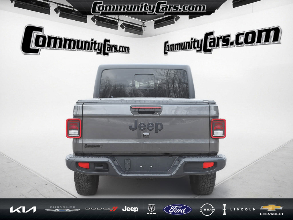 Used 2020 Jeep Gladiator Sport image 6