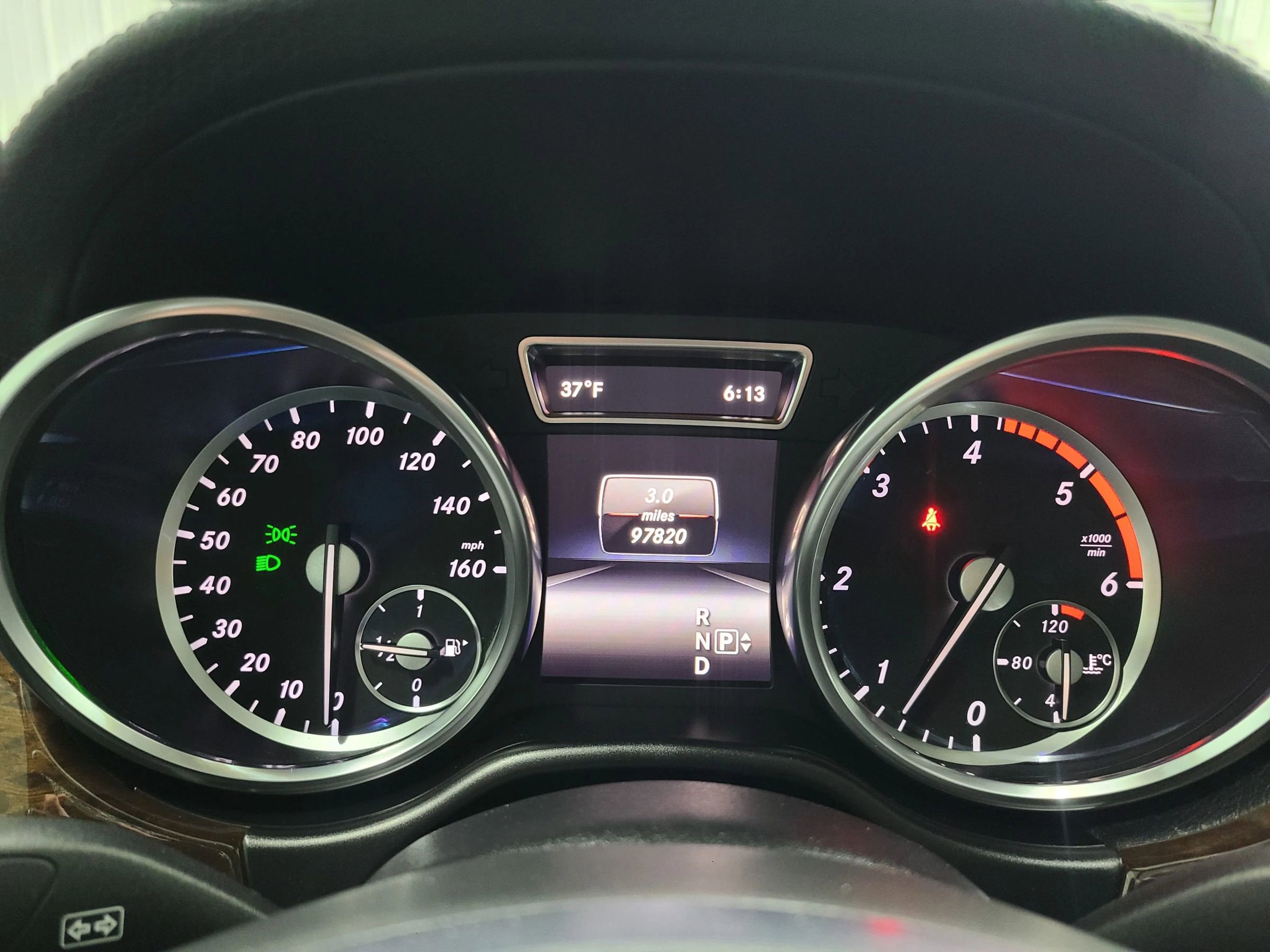 Used 2016 Mercedes-Benz GL 320 BlueTEC 4MATIC w/ Premium I Package image 29