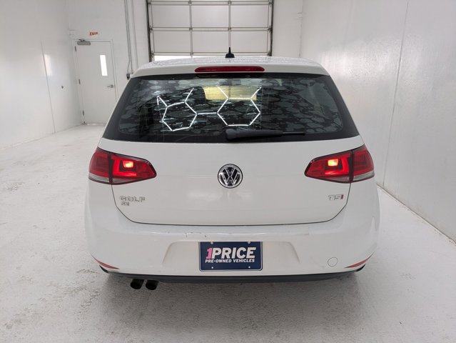 Used 2016 Volkswagen Golf SE w/ Lighting Package FWD image 6