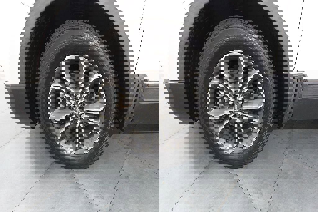 Used 2020 Honda CR-V EX-L image 26