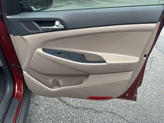 Used 2020 Hyundai Tucson Value FWD image 19