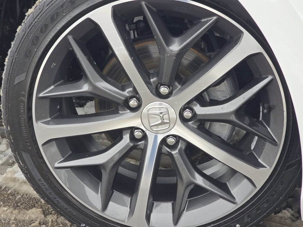 Used 2023 Honda Civic Touring image 9