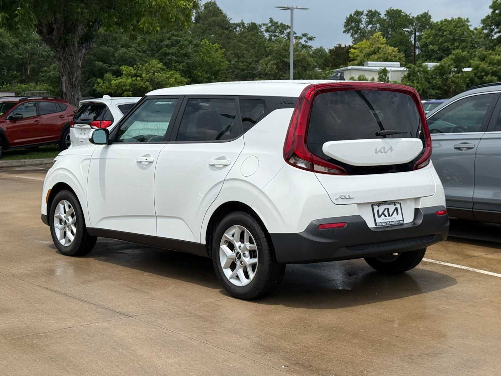 Used 2022 Kia Soul S FWD image 10