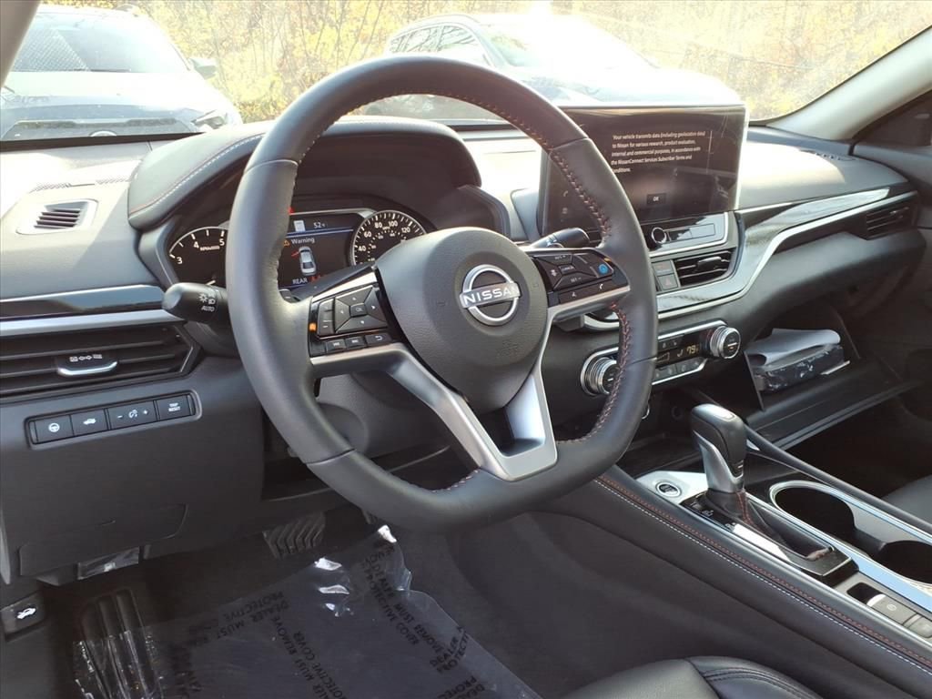 Used 2024 Nissan Altima 2.0 SR image 25