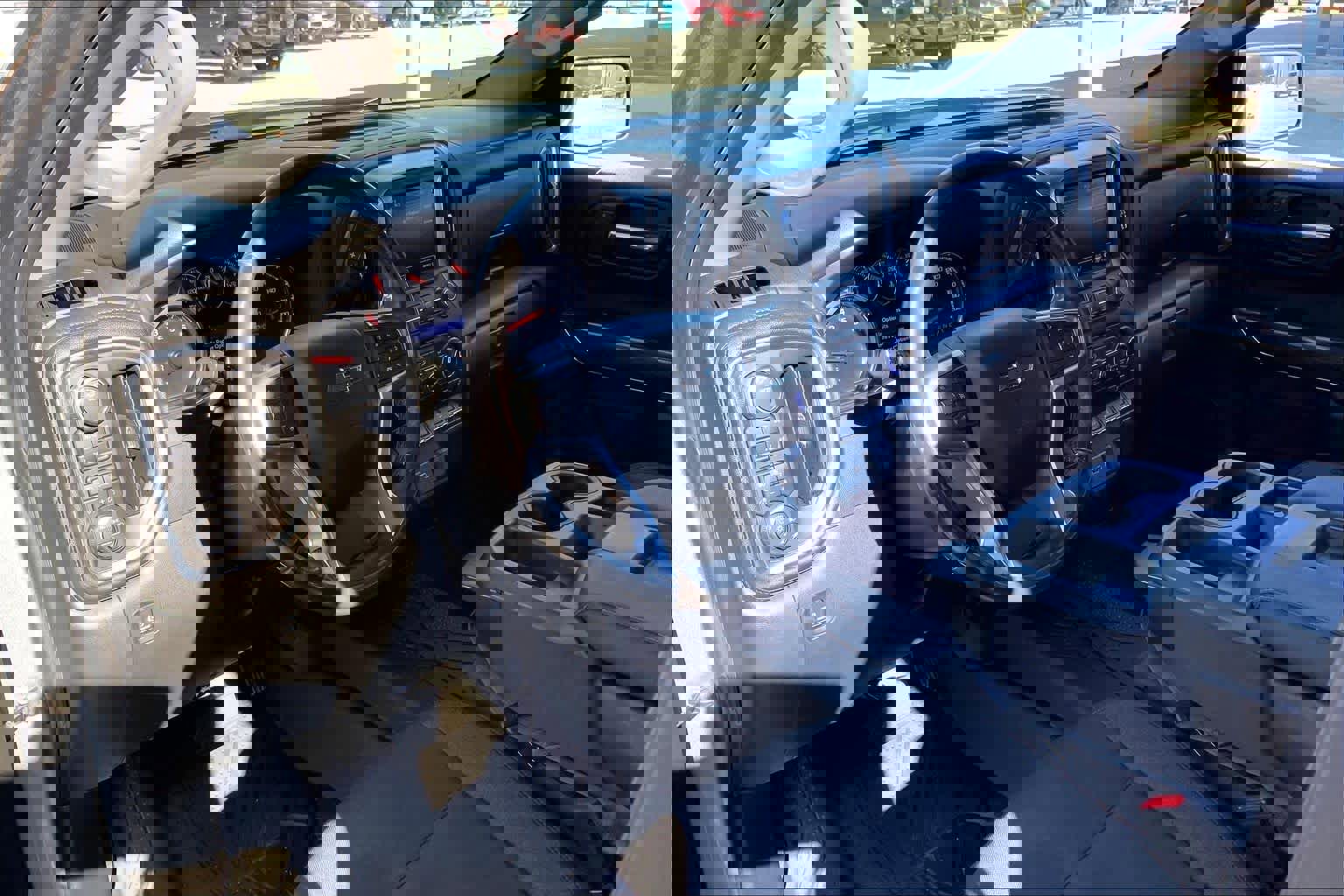 Used 2020 Chevrolet Silverado 1500 RST image 16