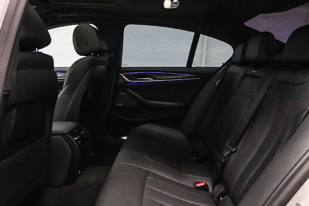 Used 2023 BMW 540i w/ M Sport Package RWD image 20