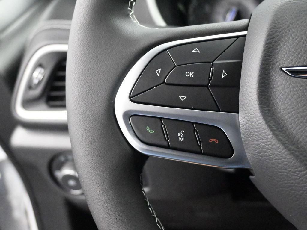 New 2026 Chrysler Pacifica Select image 21