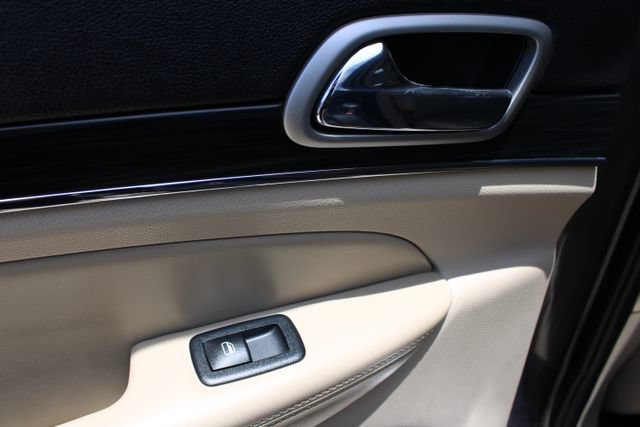 Used 2020 Jeep Grand Cherokee Limited RWD image 40