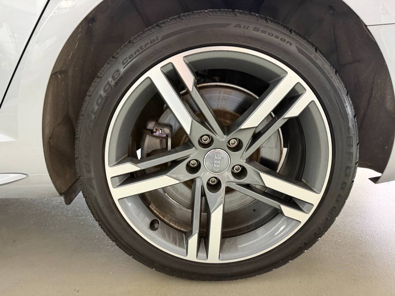 Used 2018 Audi A4 2.0T Premium Plus w/ Premium Plus Package AWD/4WD image 29