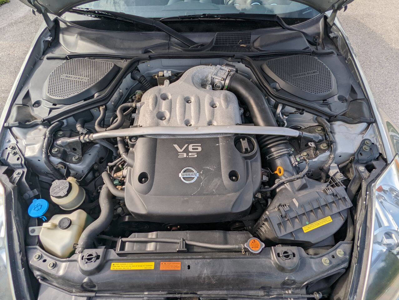 Used 2004 Nissan 350Z Touring image 19