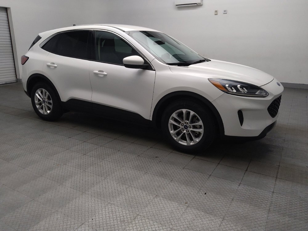 Used 2020 Ford Escape SE FWD image 11