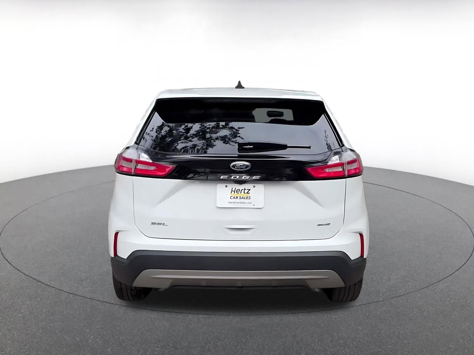 Used 2024 Ford Edge SEL image 12