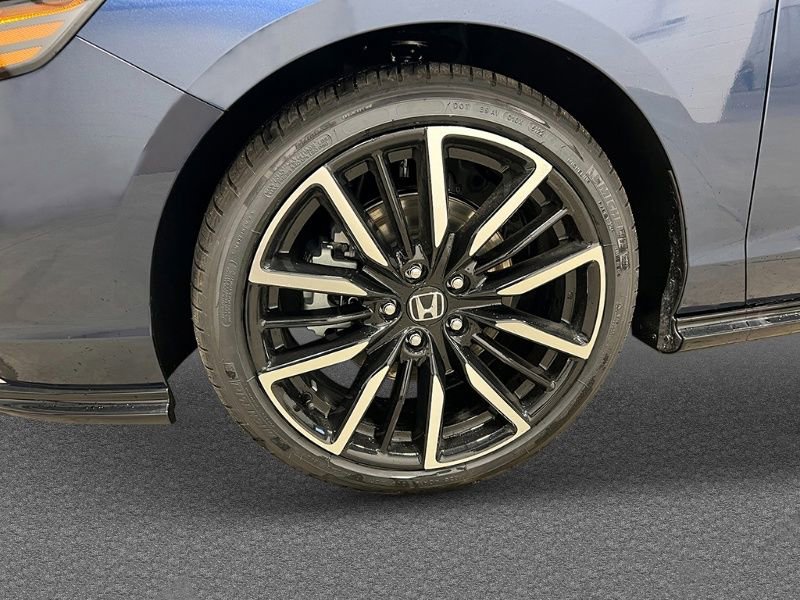New 2025 Honda Accord Touring image 11