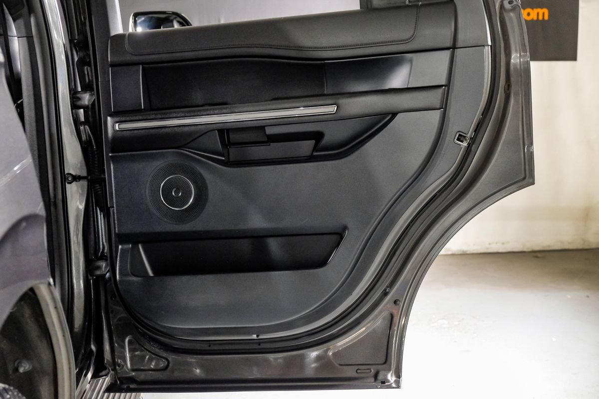 Used 2021 Ford Expedition XLT RWD image 39