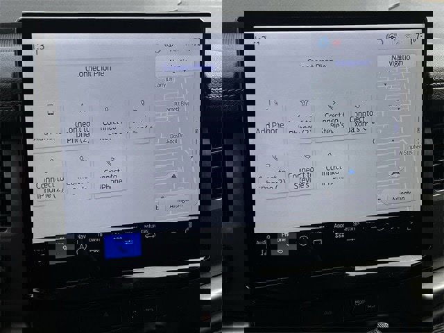 Used 2022 Ford Expedition XLT image 19