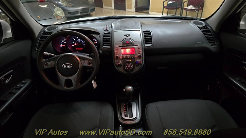 Used 2010 Kia Soul + FWD image 19