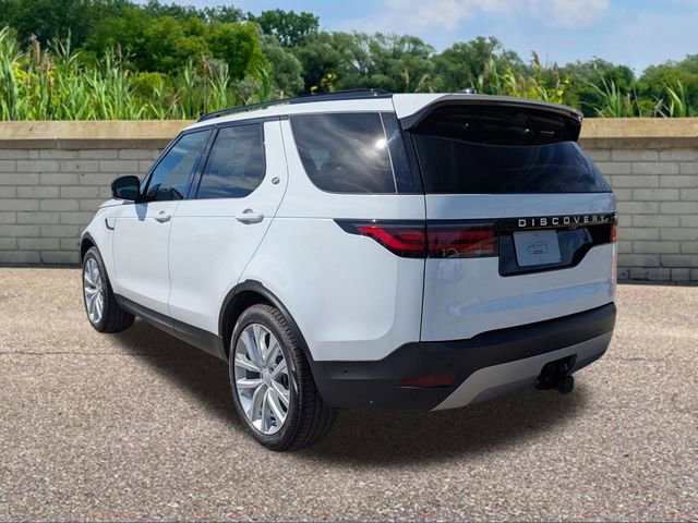 New 2026 Land Rover Discovery S image 6