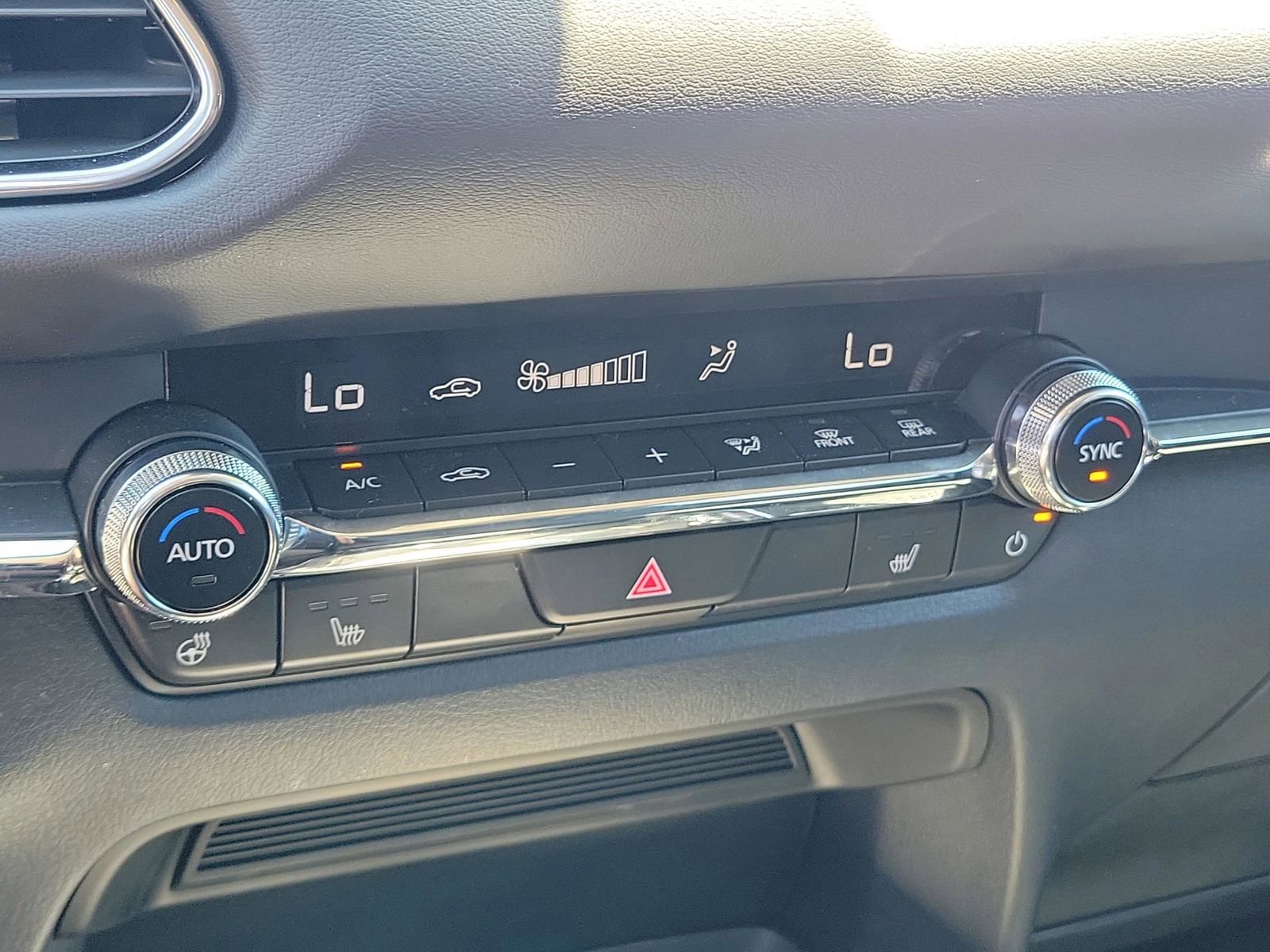 Used 2025 MAZDA CX-30 2.5 Turbo w/ Premium Package image 37