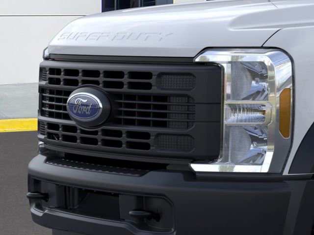 New 2025 Ford F550 4x4 Regular Cab Super Duty image 21