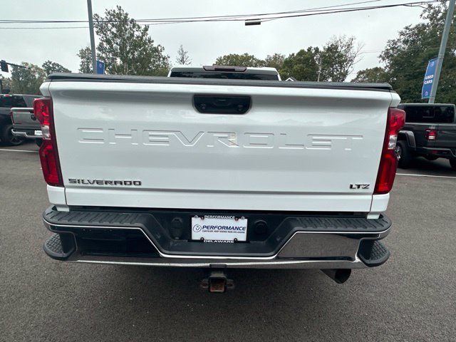 Used 2020 Chevrolet Silverado 2500 LTZ AWD/4WD image 15