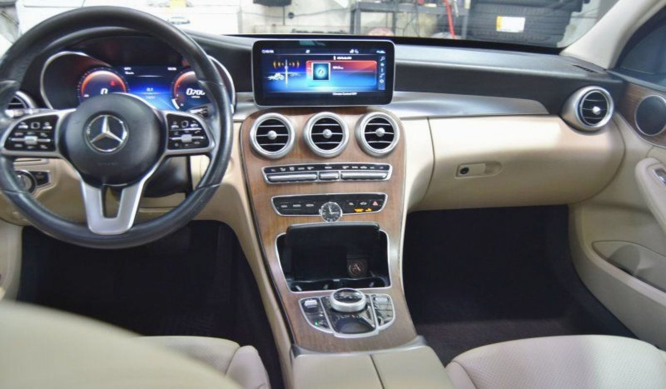 Used 2021 Mercedes-Benz C 300 Sedan image 27