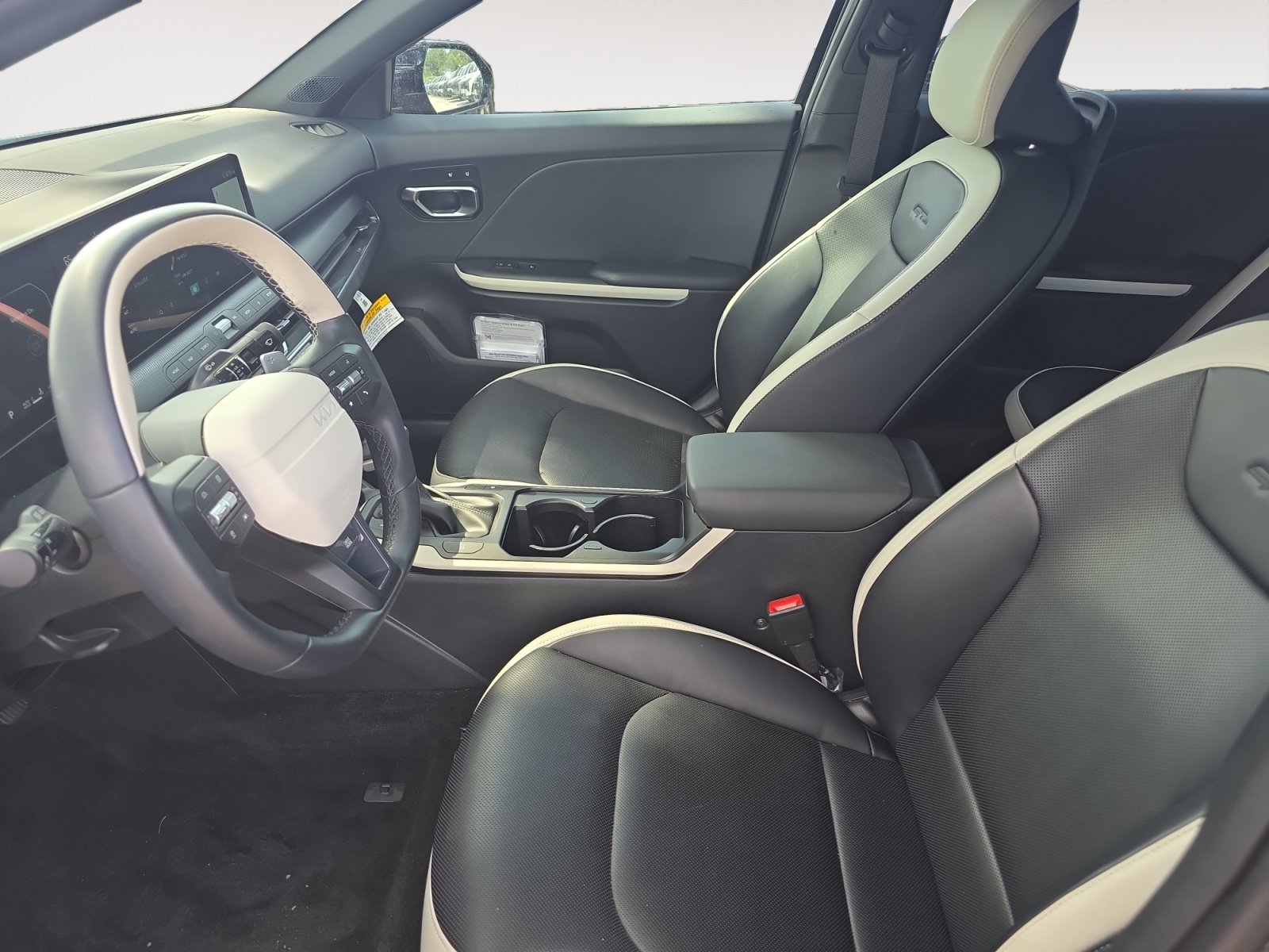 Certified 2025 Kia K4 GT-Line w/ GT-Line Premium Package FWD image 21