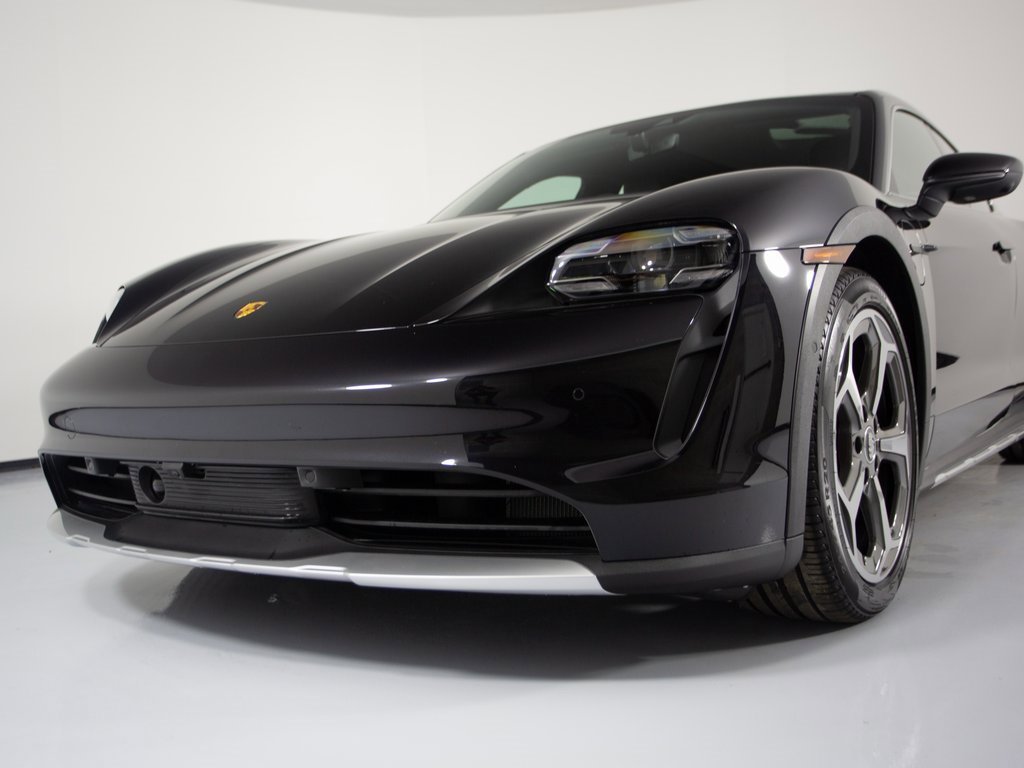 Certified 2023 Porsche Taycan 4S image 39