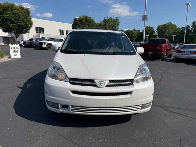 Used 2005 Toyota Sienna XLE Limited AWD/4WD image 10