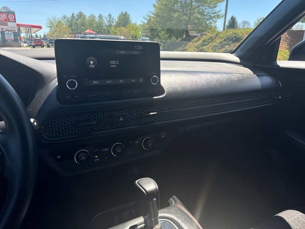 Used 2024 Honda HR-V Sport image 16