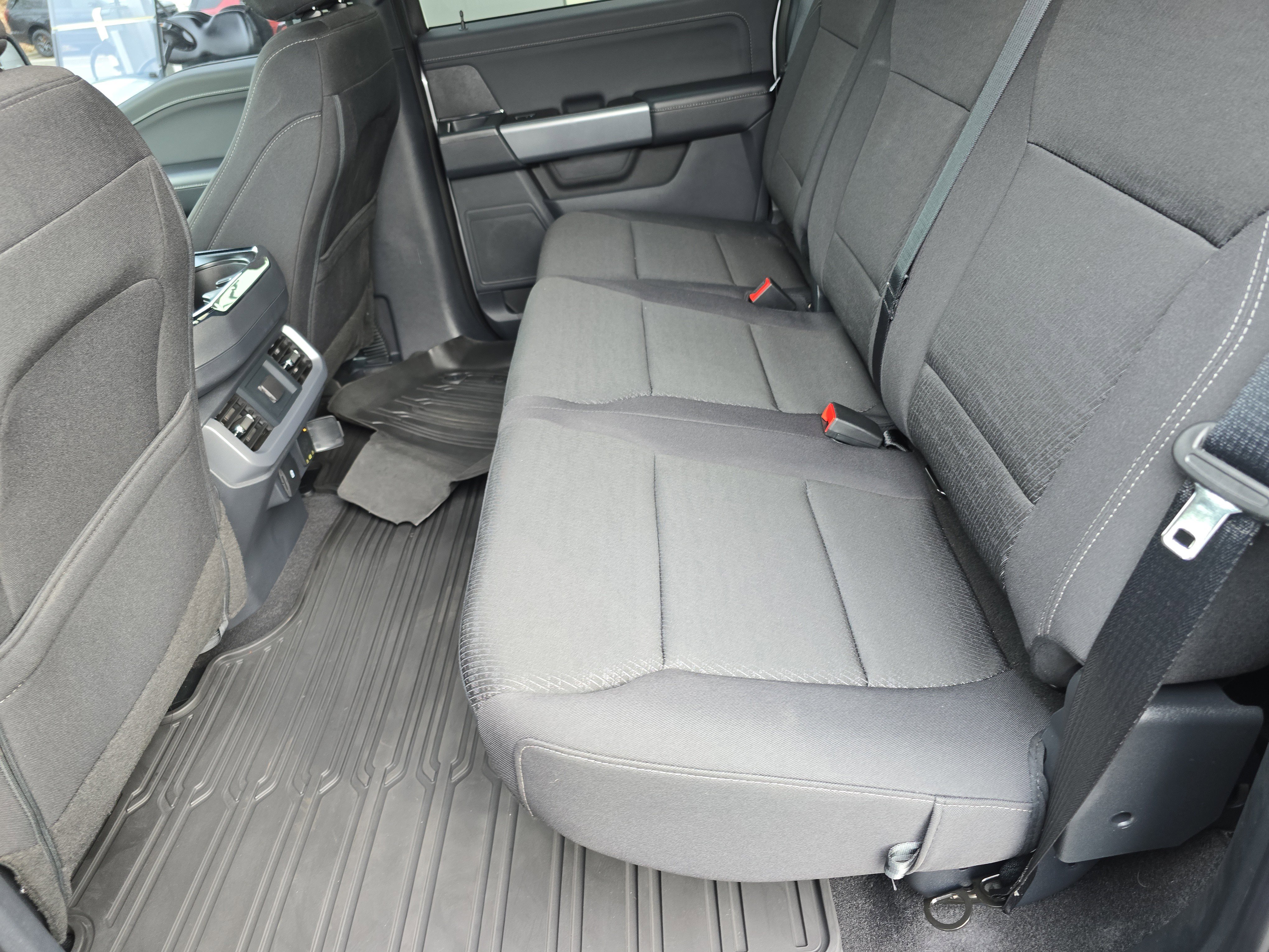 Used 2025 Ford F150 XLT w/ Equipment Group 302A MID image 16