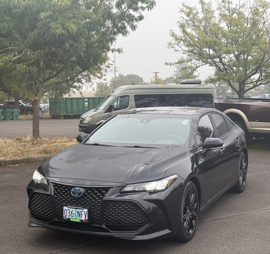 Used 2022 Toyota Avalon XSE