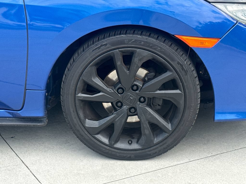 Used 2018 Honda Civic Sport Touring image 11