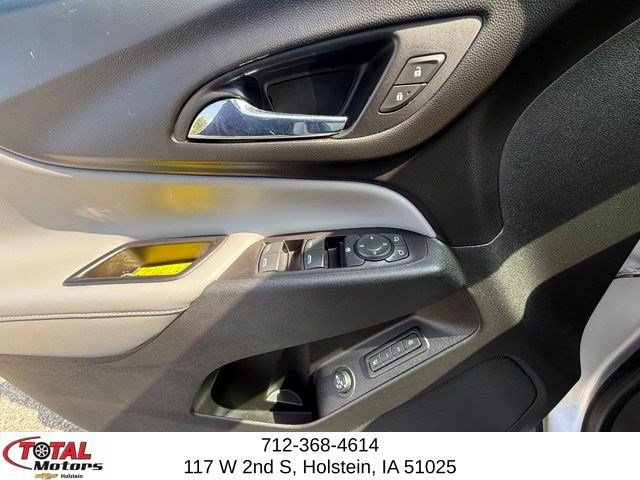 Used 2018 Chevrolet Equinox Premier AWD/4WD image 10
