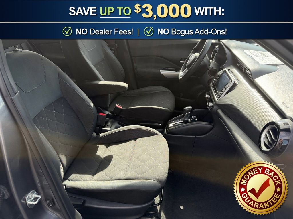 Used 2019 Nissan Kicks SV image 22