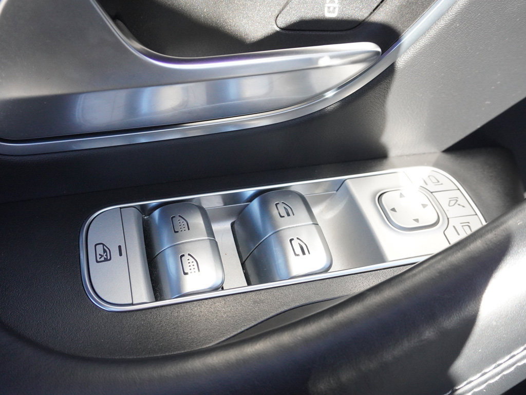Used 2022 Mercedes-Benz GLS 63 AMG 4MATIC image 45