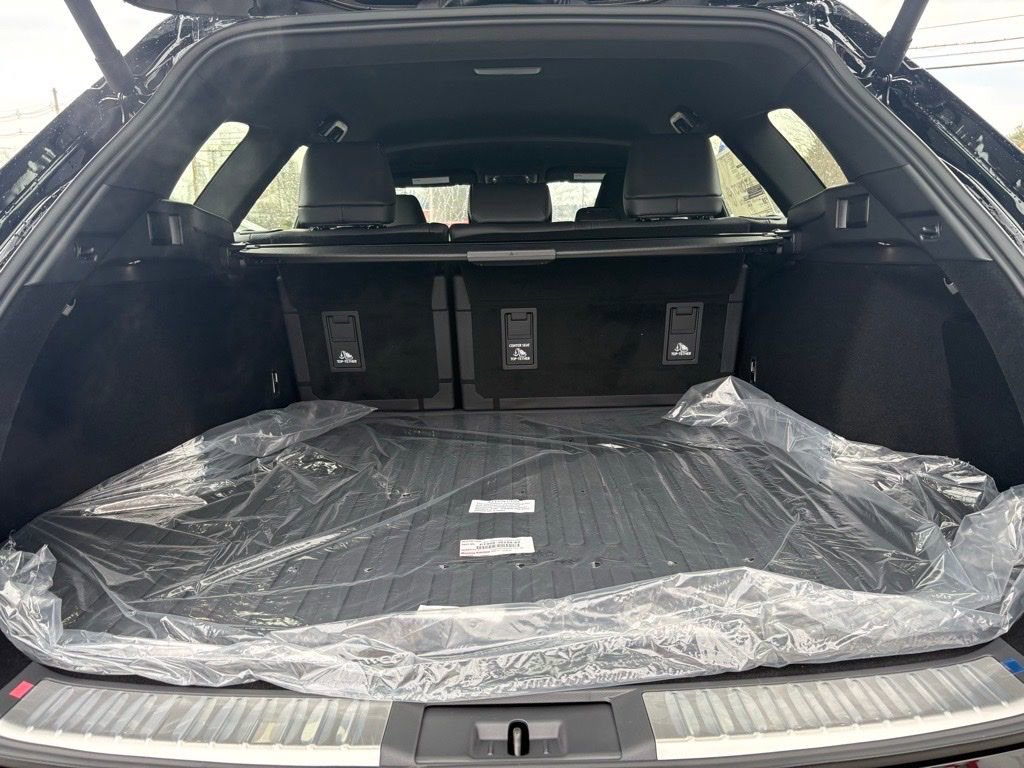 New 2026 Toyota Crown Signia image 13