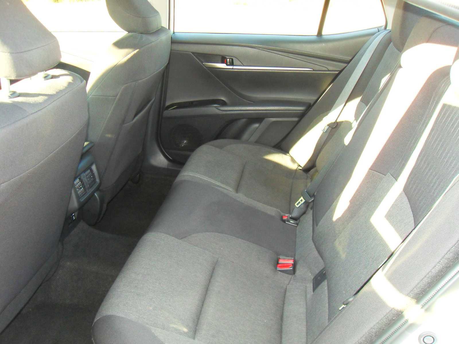 Used 2025 Toyota Camry LE image 21