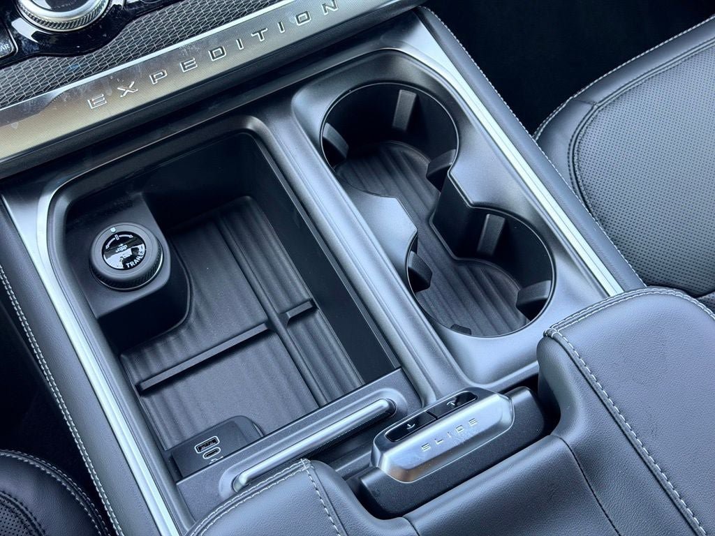 New 2026 Ford Expedition Max Platinum w/ Stealth Appearance Package AWD/4WD image 27