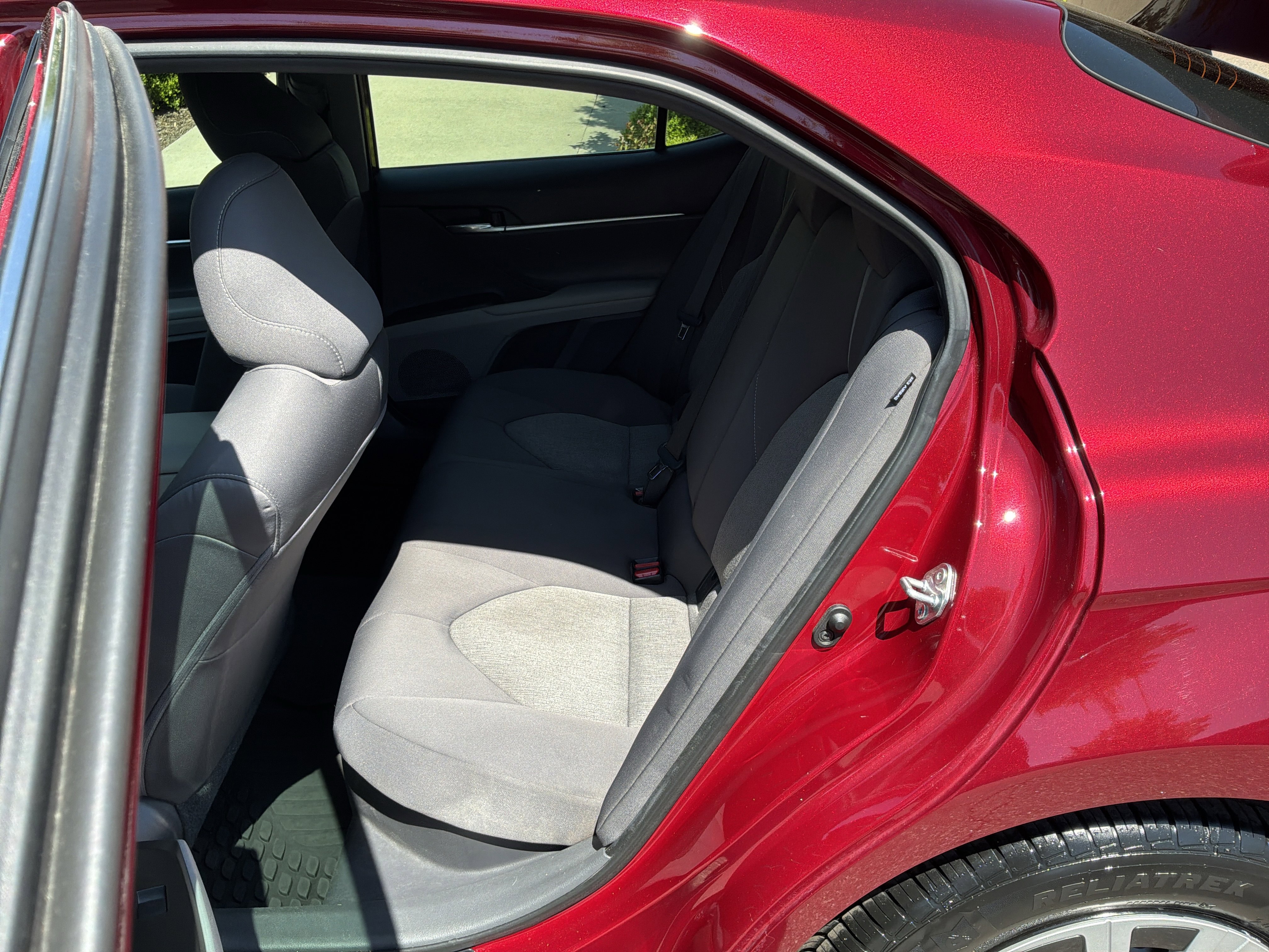 Used 2021 Toyota Camry LE image 30