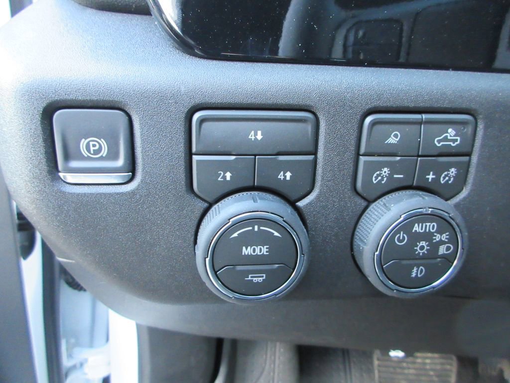 New 2026 Chevrolet Silverado 3500 LT w/ Convenience Package image 22