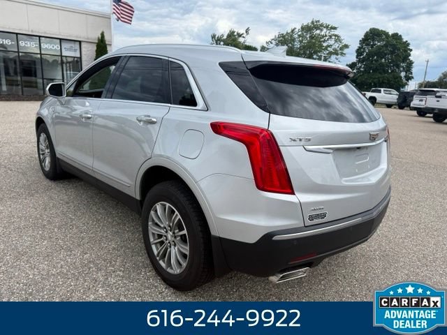 Used 2018 Cadillac XT5 Luxury w/ Driver Awareness Package AWD/4WD image 3