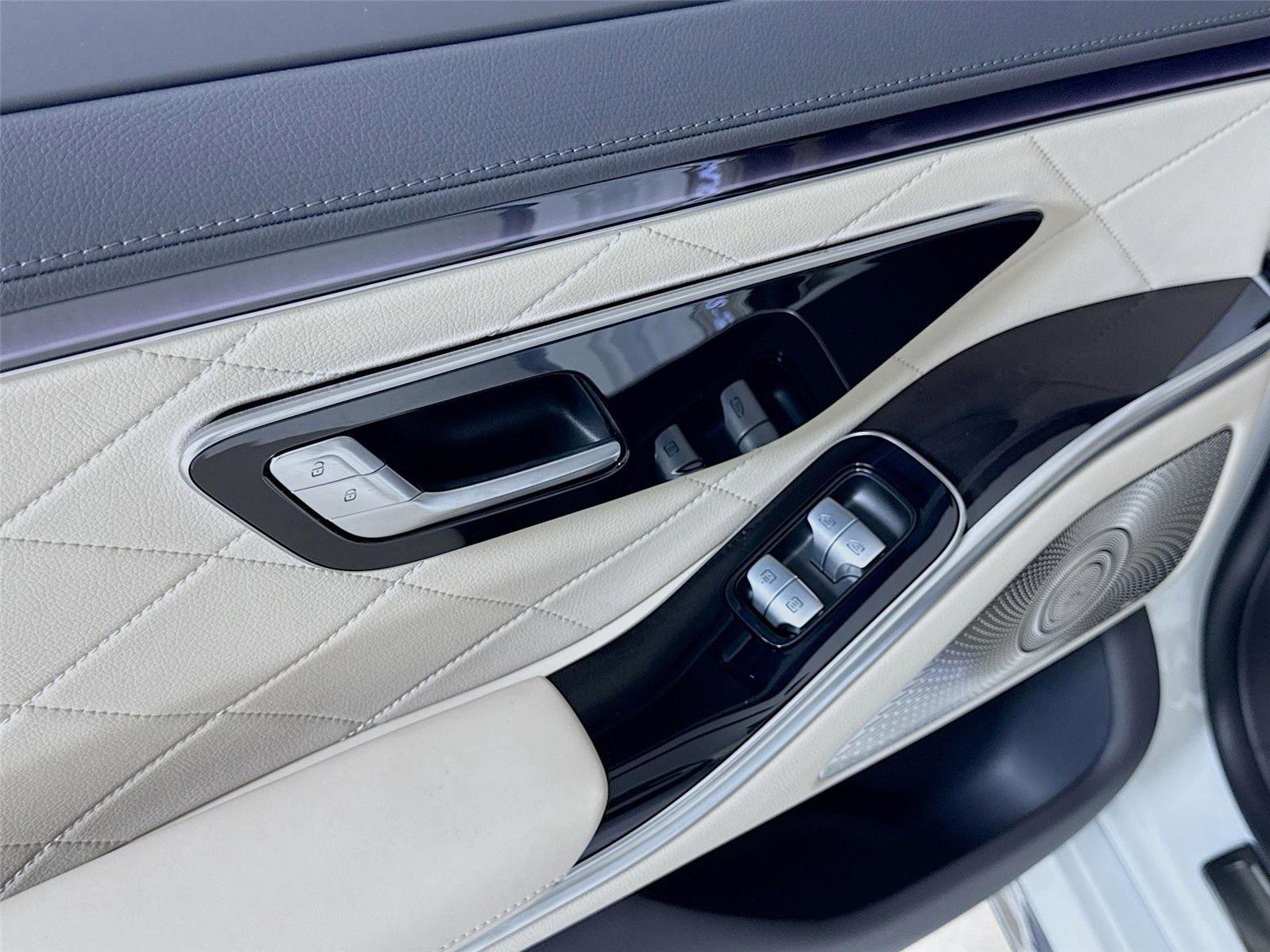 Used 2024 Mercedes-Benz S 580 4MATIC Sedan image 23